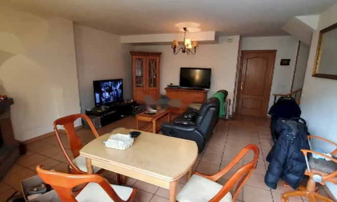 Недвижимость Magnificent townhouse near the city center: 10