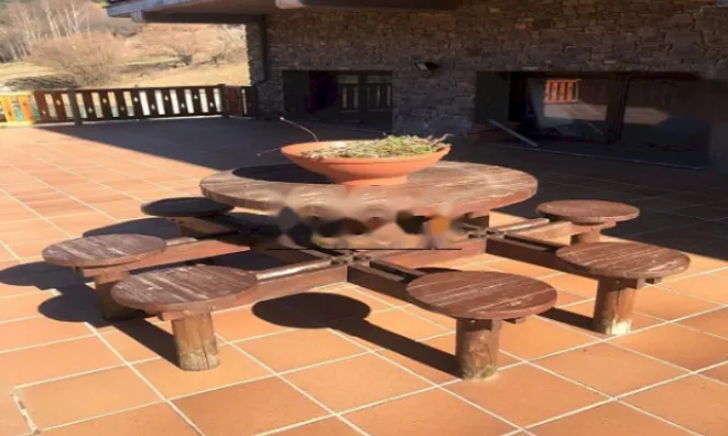 Недвижимость Exclusive chalet in a prime location: 2