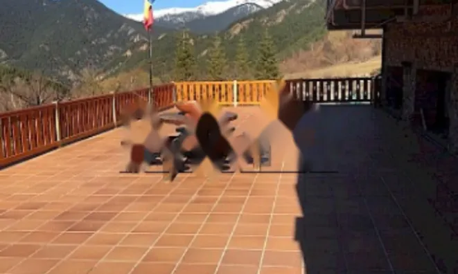 Недвижимость Exclusive chalet in a prime location: 3