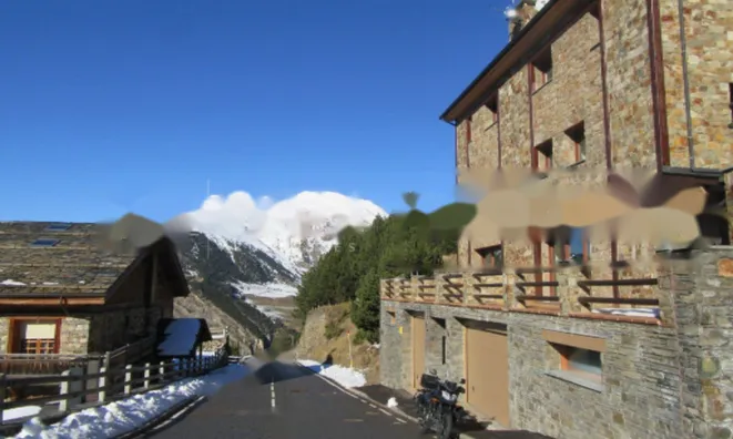 Недвижимость Magnificent large chalet in Canillo: 2