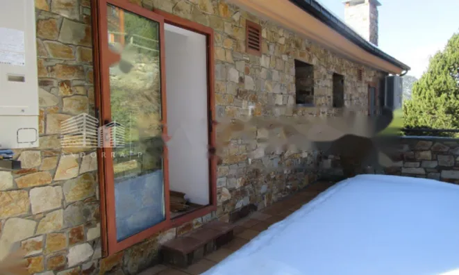 Недвижимость Magnificent large chalet in Canillo: 12