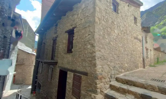Недвижимость Unique property in the heart of Andorra: 3