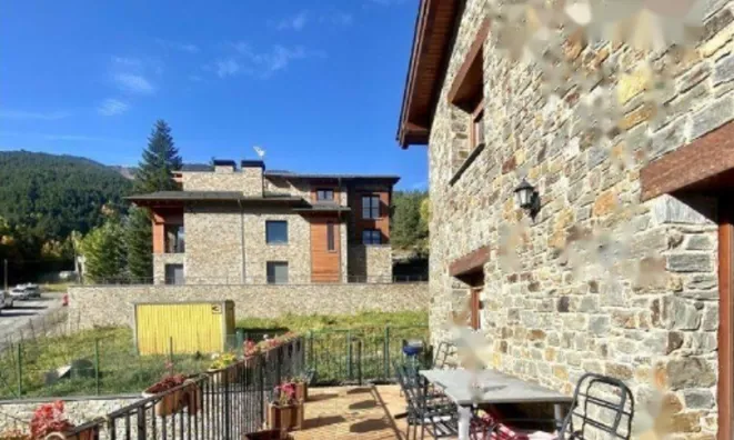 Недвижимость Magnificent chalet in a quiet mountain area: 2