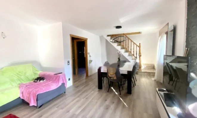 Недвижимость Magnificent chalet in a quiet mountain area: 3