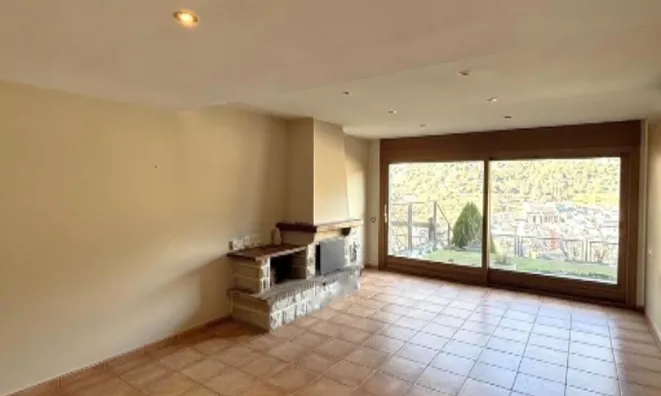 Недвижимость Semi-detached chalet for sale in La Comella: 2