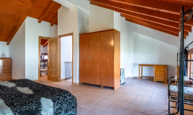 Недвижимость Townhouse for sale in Andorra la Vella, 5 bedrooms: 13