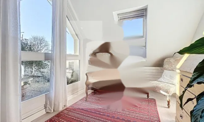 Недвижимость Apartment 5 rooms: 4