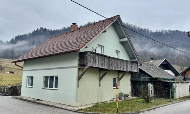 Недвижимость Дом, Подхом: 1