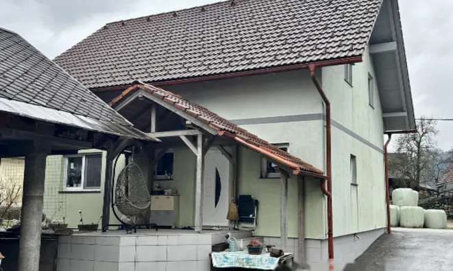 Недвижимость Дом, Подхом: 5