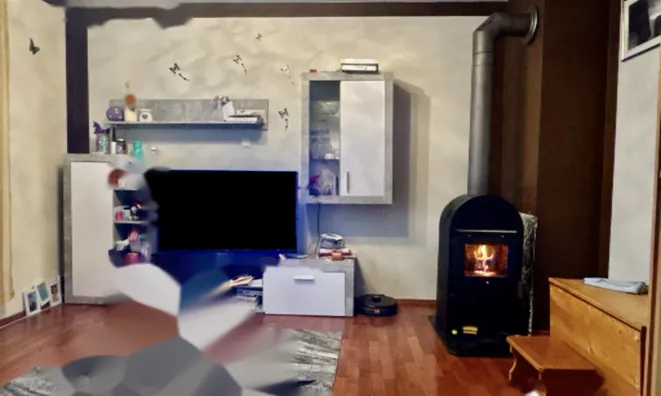 Недвижимость Дом, Подхом: 11