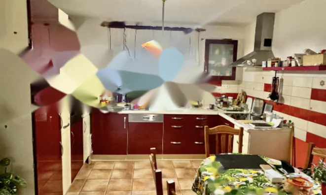 Недвижимость Дом, Подхом: 12