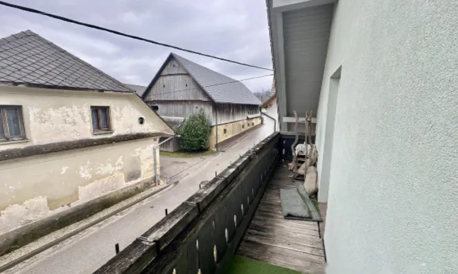 Недвижимость Дом, Подхом: 21