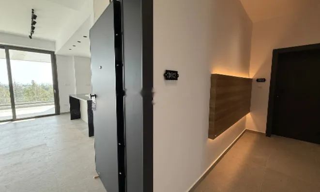 Недвижимость 3 Bedroom Penthouse for Sale in Limassol, Kato Polemidia: 13