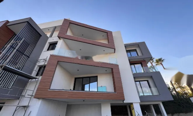 Недвижимость 1 Bedroom Apartment For Sale in Mesa Geitonia, Limassol: 3