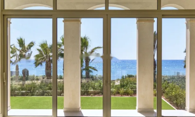 Недвижимость 6 Bedroom Villa for Sale in Pervolia, Larnaca: 4