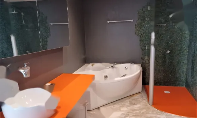 Недвижимость 2 Bedroom Apartment For Sale In Molos, Limassol: 14