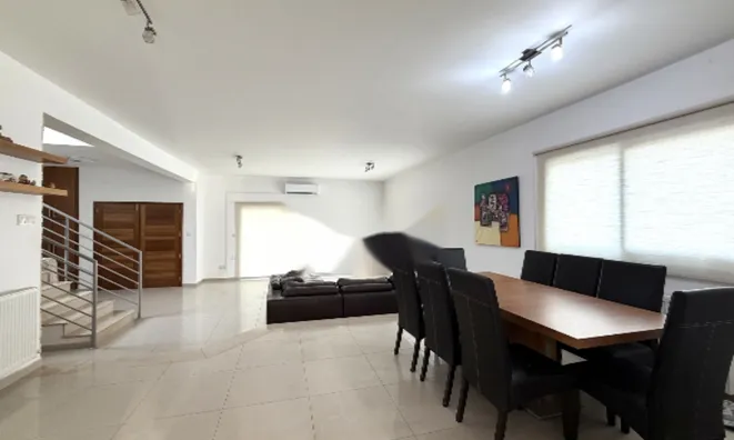 Недвижимость 5 Bedroom Villa for Sale in Agia Fyla, Limassol: 6