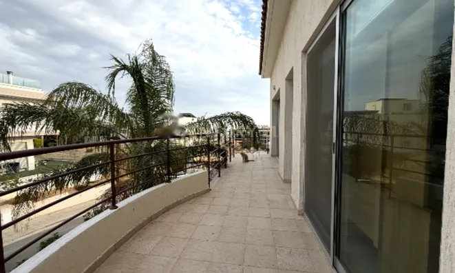 Недвижимость 5 Bedroom Villa for Sale in Agia Fyla, Limassol: 15