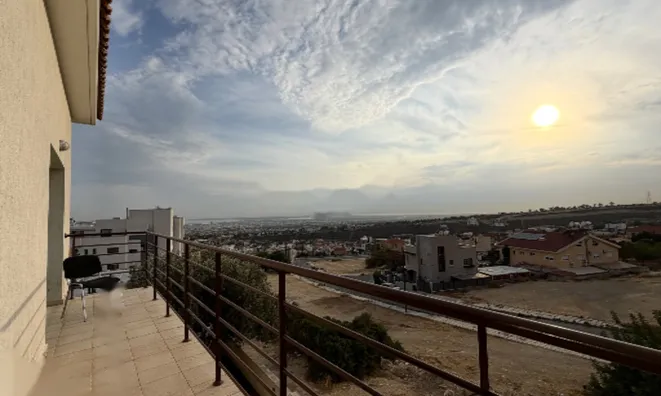 Недвижимость 5 Bedroom Villa for Sale in Agia Fyla, Limassol: 21