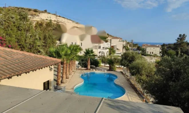 Недвижимость 3 Bedroom Villa For Sale in Agios Tychonas, Limassol.: 12