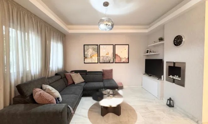 Недвижимость 3 Bedroom Semi-Detached House in Germasogeia, Limassol: 4