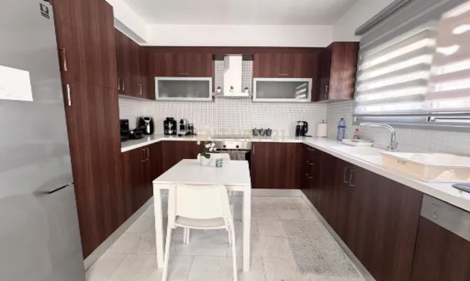 Недвижимость 3 Bedroom Semi-Detached House in Germasogeia, Limassol: 6