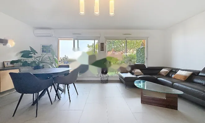 Недвижимость Duplex Mandelieu La Napoule: 1