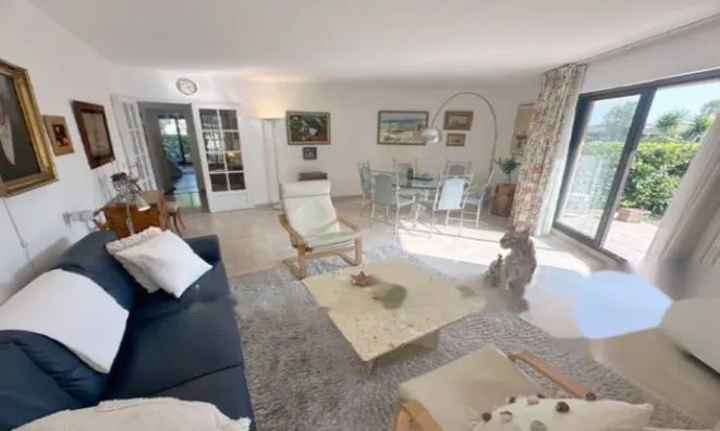 Недвижимость Apartment Marina-La Roubine: 4