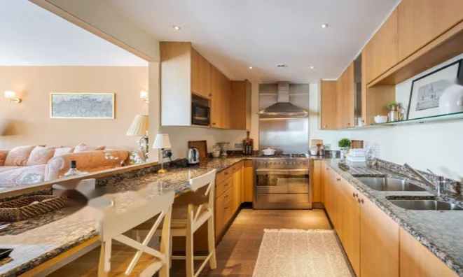 Недвижимость Thames Quay: 12