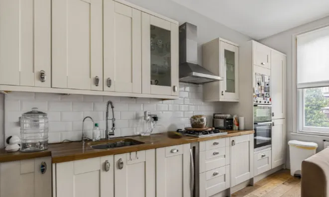 Недвижимость Tadema Road: 6