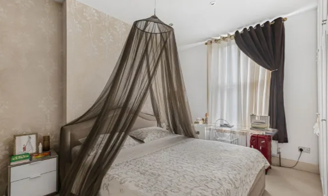 Недвижимость Tadema Road: 16