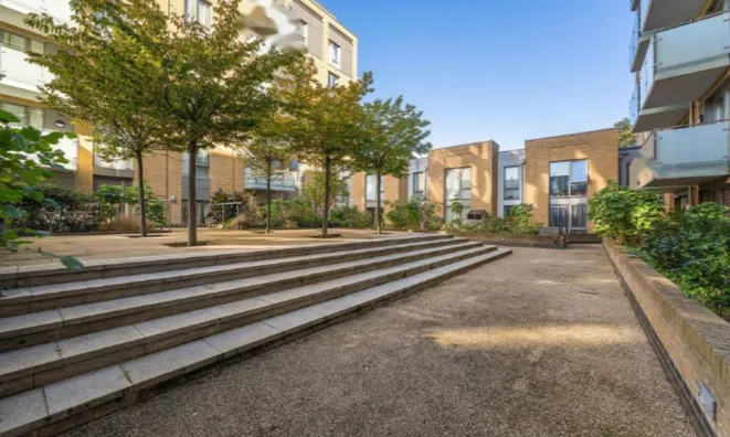 Недвижимость Robsart Street: 3