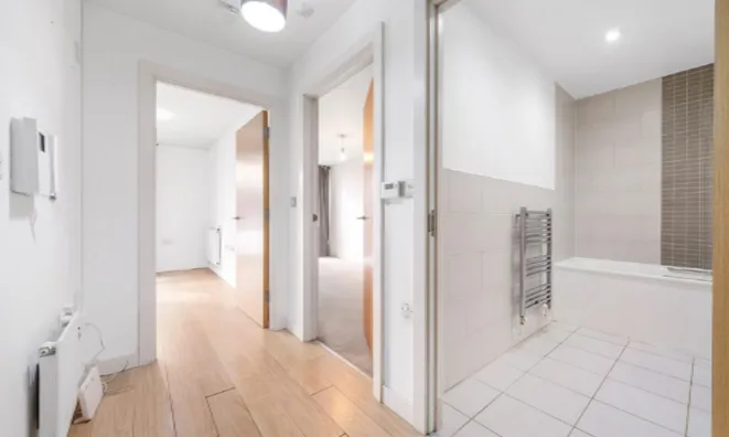 Недвижимость Robsart Street: 12