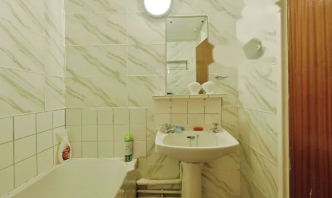 Недвижимость Arthur Court, Charlotte Despard Avenue: 4