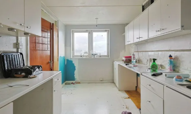 Недвижимость Arthur Court, Charlotte Despard Avenue: 9