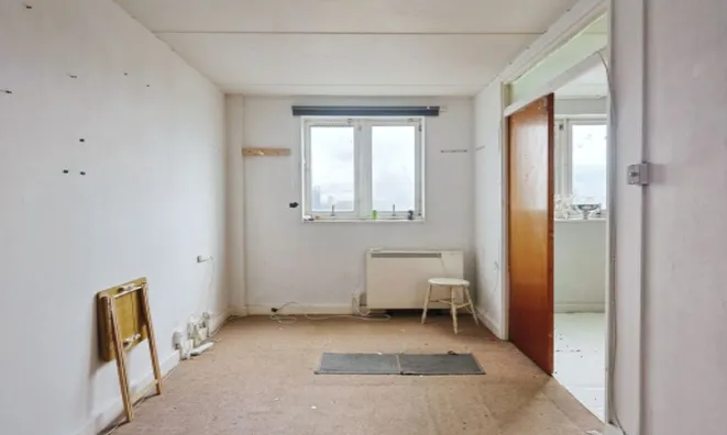 Недвижимость Arthur Court, Charlotte Despard Avenue: 15