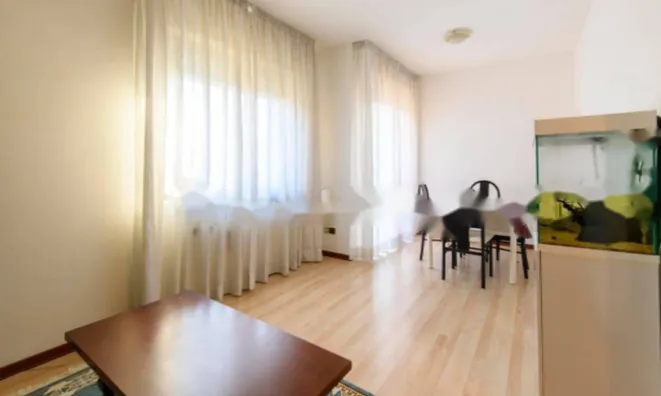 Недвижимость Квартира на улице Макса Фабиани: 3