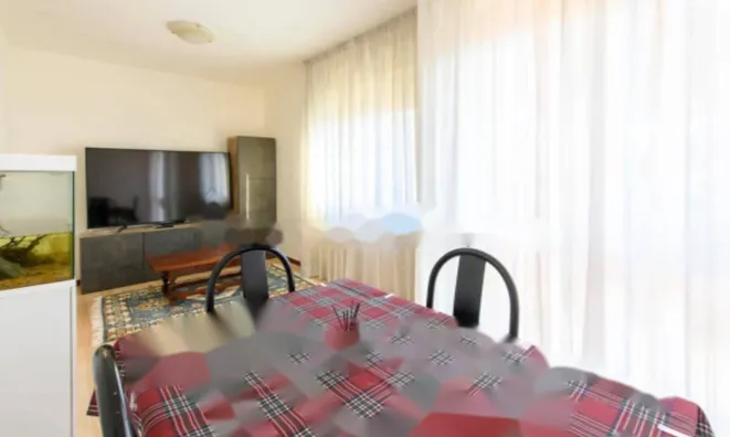 Недвижимость Квартира на улице Макса Фабиани: 4