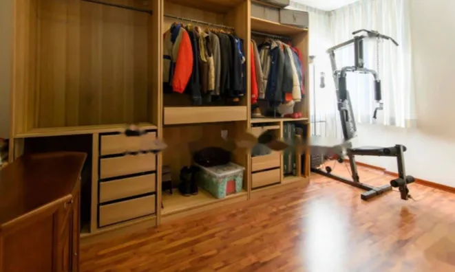 Недвижимость Квартира на улице Макса Фабиани: 6