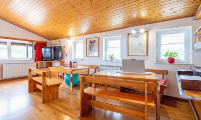 Недвижимость Дом, Помьян: 4