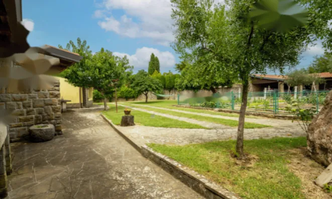 Недвижимость Дом, Помьян: 22