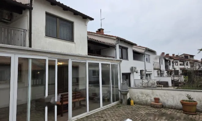 Недвижимость Дом с террасой в Ягодье: 10