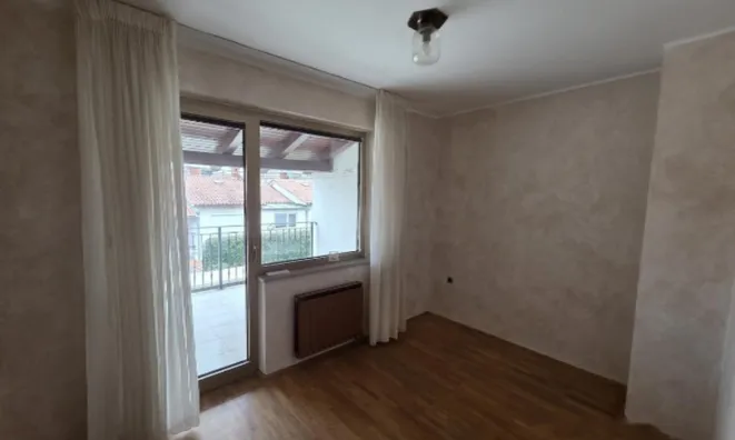 Недвижимость Дом с террасой в Ягодье: 15