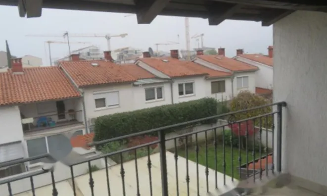 Недвижимость Дом с террасой в Ягодье: 17