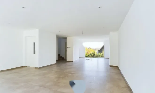 Недвижимость Triplex 3 bedrooms for sale in Oetrange: 2