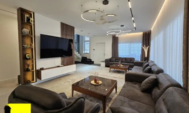 Недвижимость Semi-detached house 6 bedrooms for sale in Bissen: 6