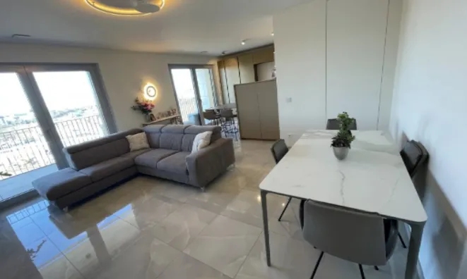 Недвижимость Apartment for sale in Luxembourg-Gasperich - Cloche d'or: 1