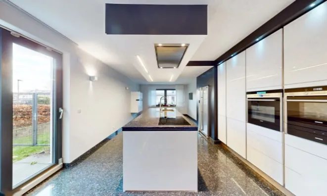 Недвижимость House 6 bedrooms for sale in Mamer: 5