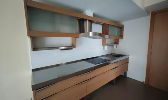 Недвижимость Apartment for sale in Escaldes city center: 4