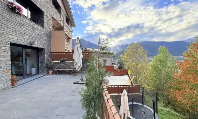 Недвижимость Chalet for sale in Anyós with 4 bedrooms: 2